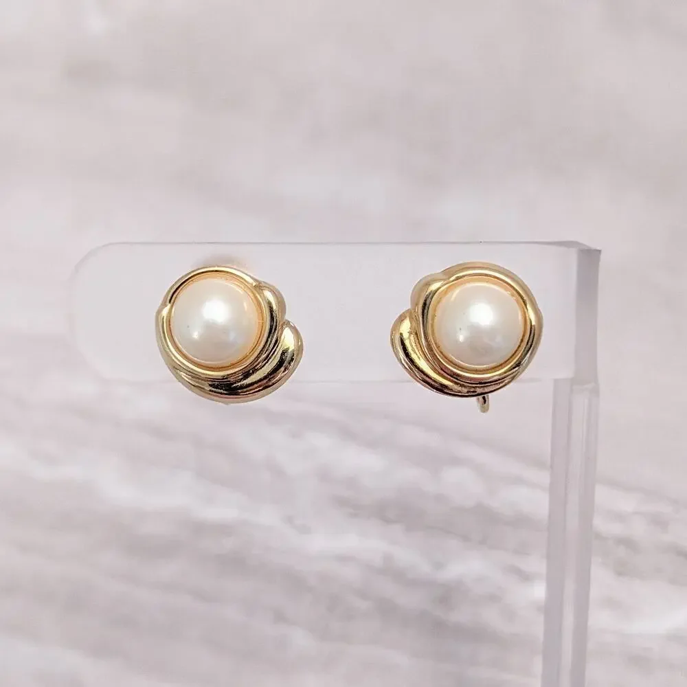 Vintage Clip On Earrings Stylish Classic Glam Gold Tone & Faux Pearl